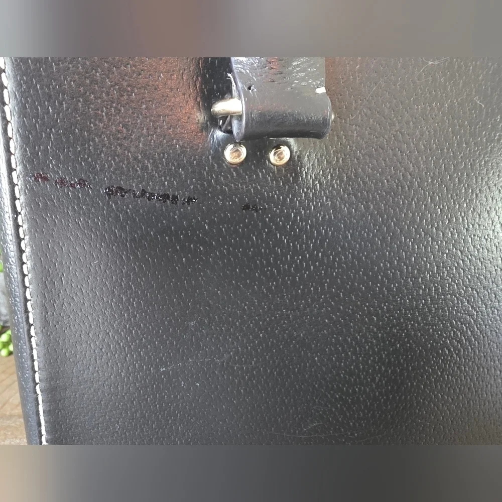 Kate Spade Smooth Black Leather Tote With Small Zip Around  Bi Fold Wallet